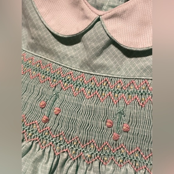 Carriage Boutiques vintage baby girl one piece - 3 mos embroidered detail - Picture 6 of 7